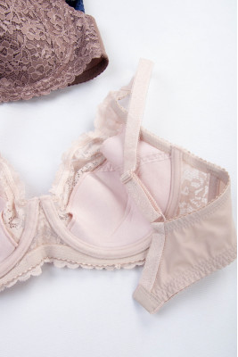 Бюстгальтер